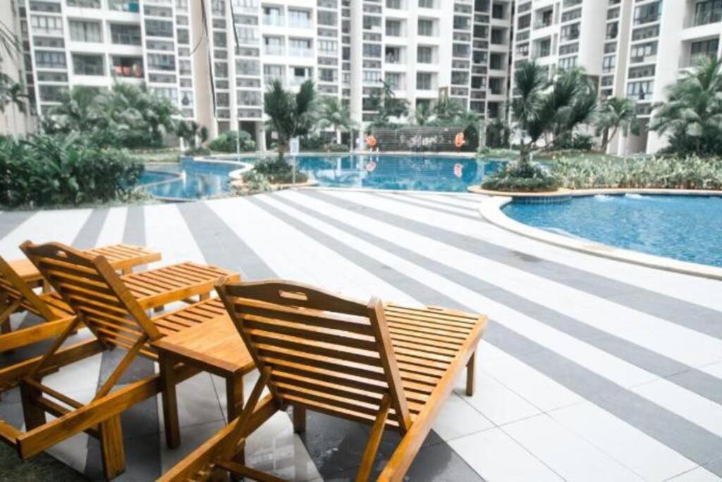 Cozy Country Garden At Dangabay Of Jb, Free Wifi And Streaming Apartemen
